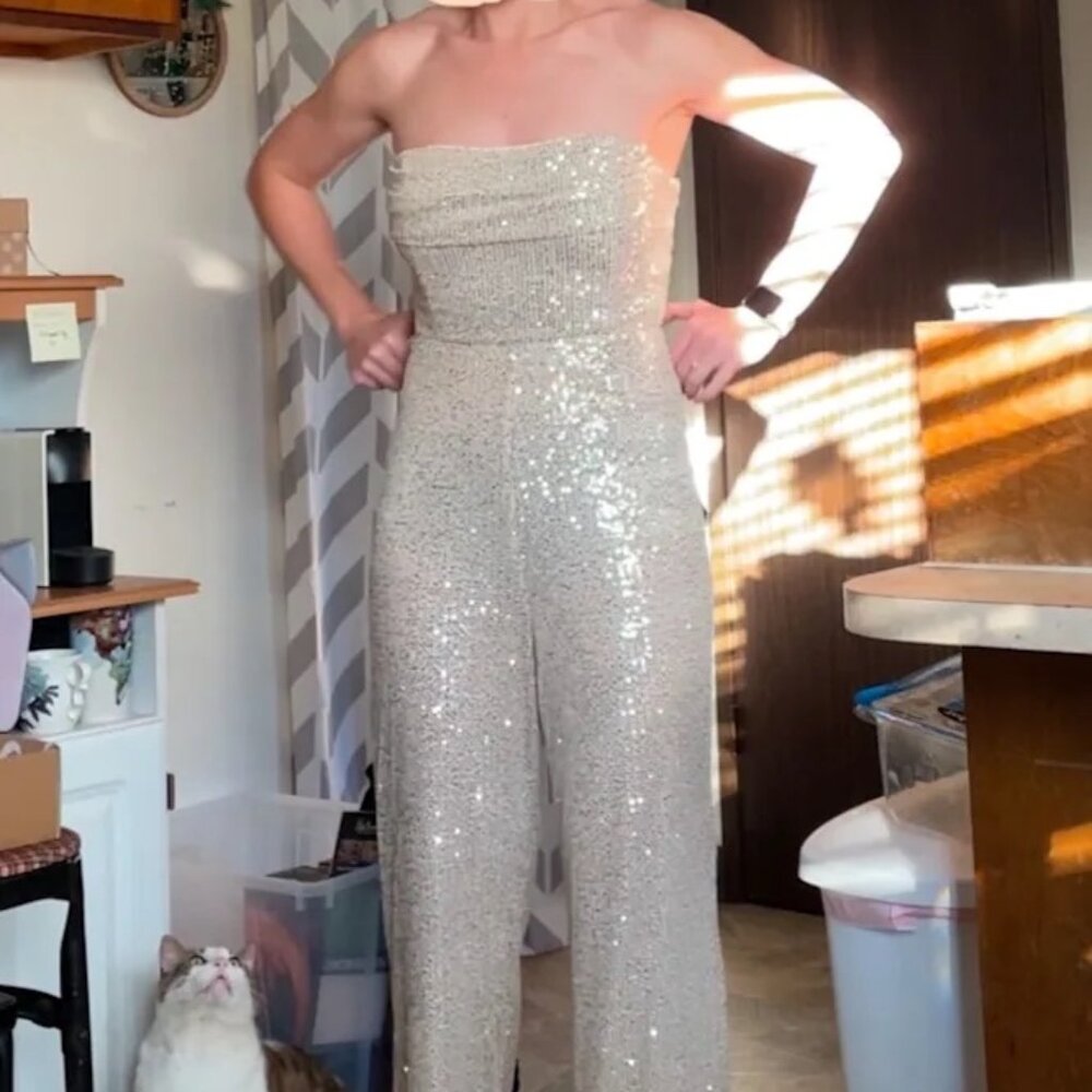 Lulus Strapless Gold Sequin Jumpsuit – Size Large – Worn Once